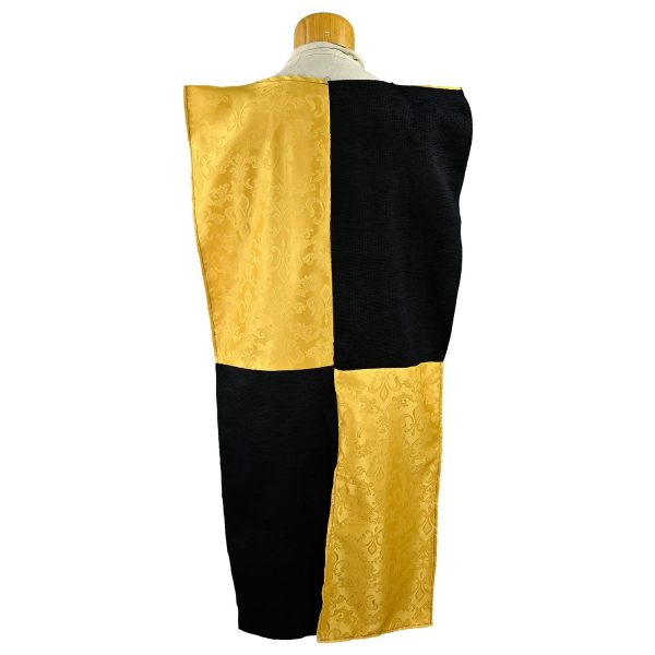 Lawrence Knight Tabard Online now